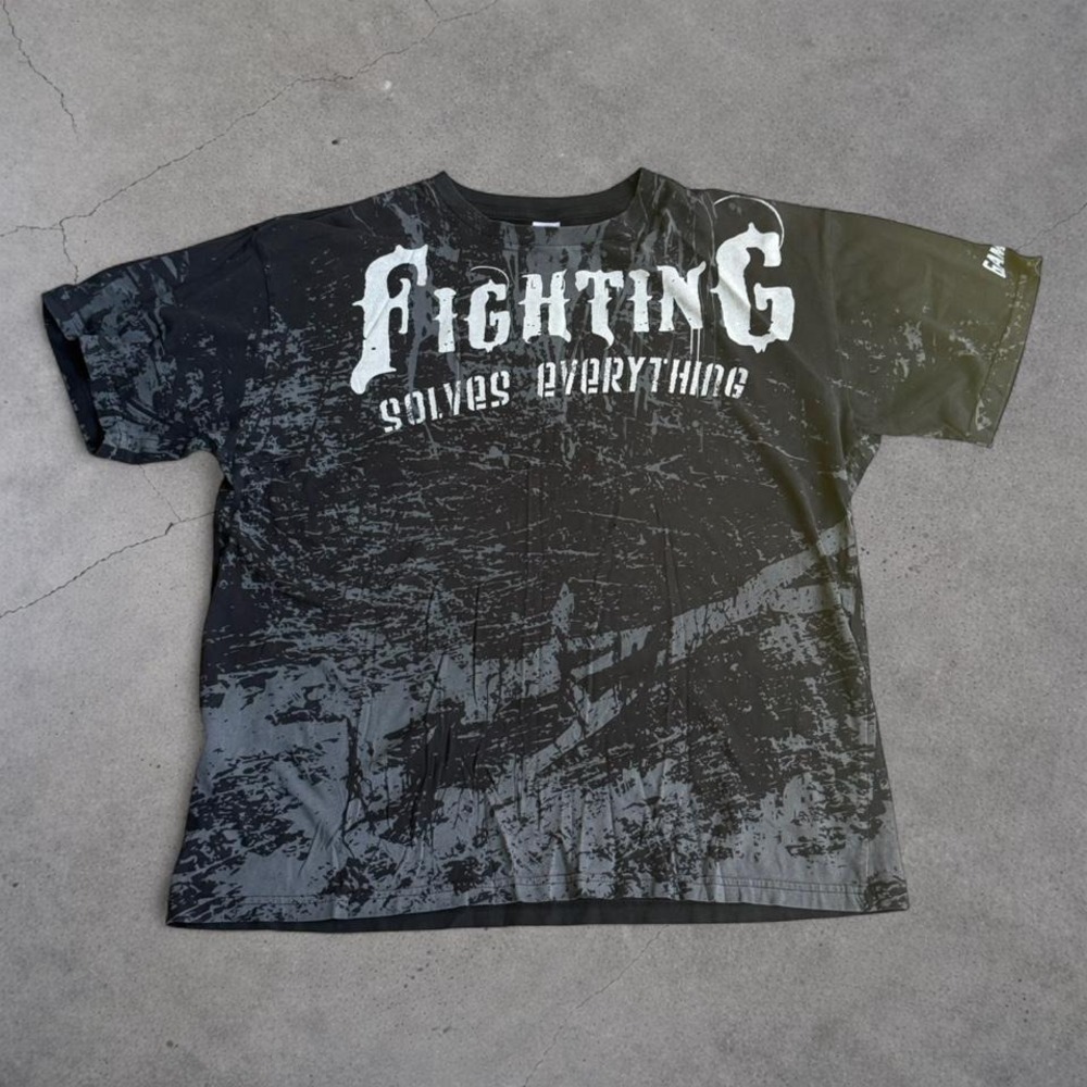 Rare MMA Graphic Tee Fighting Solves Everything Distressed Grunge Size L